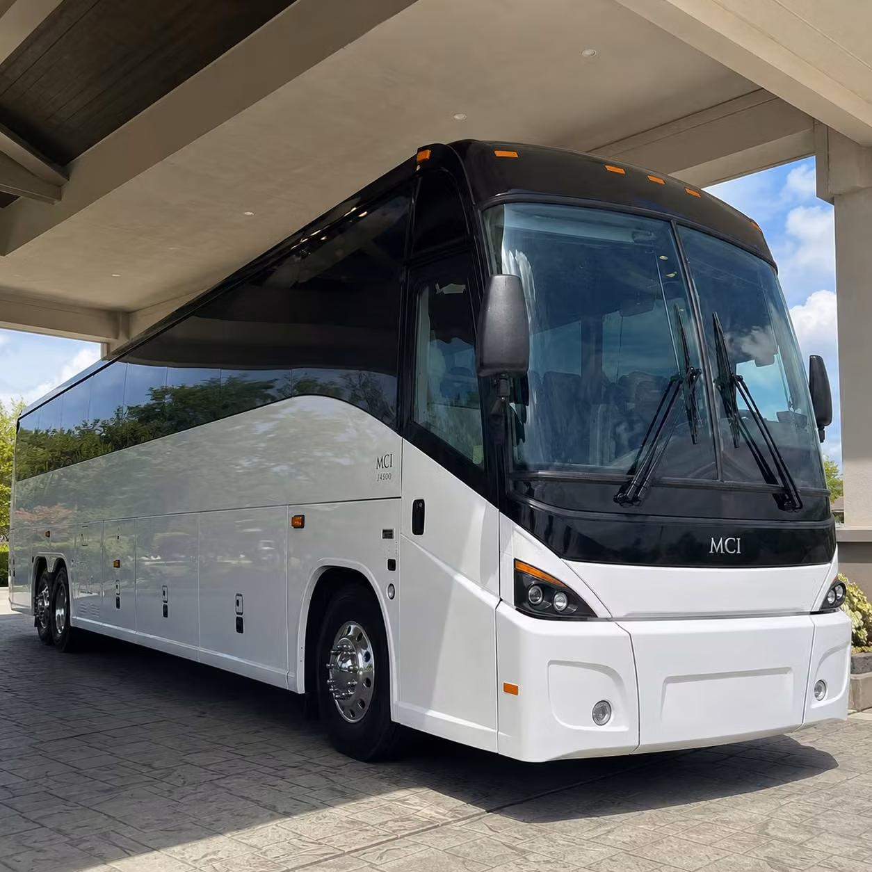 bus rentals for law enforcement and emergency services training in carrollton